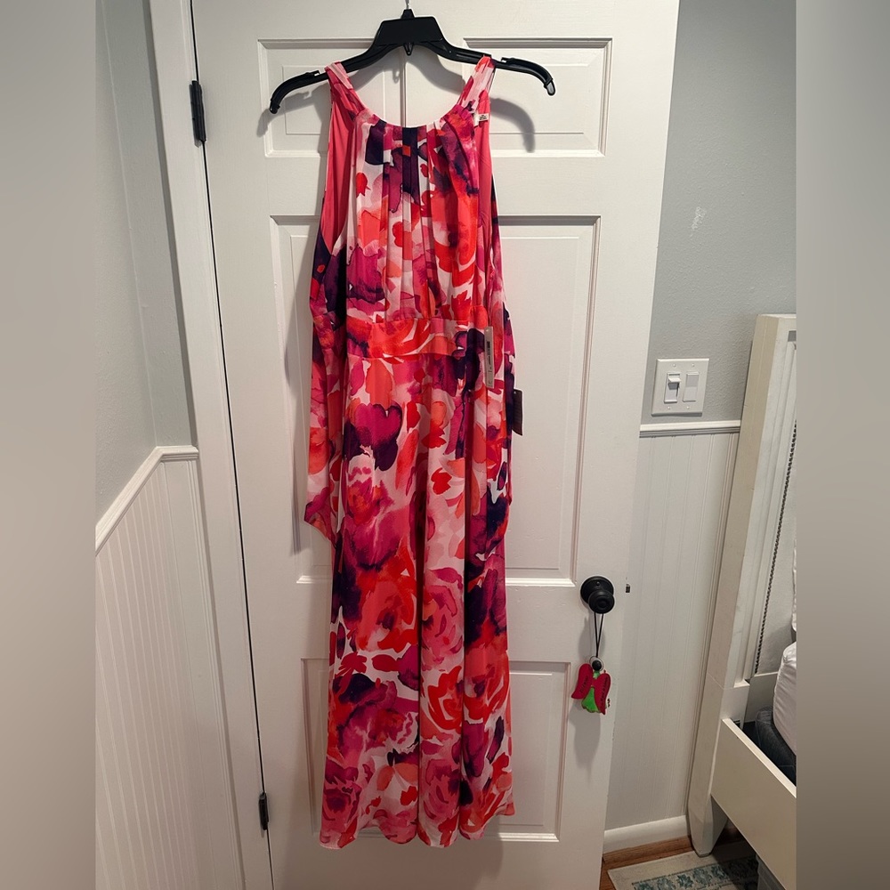 NEVER WORN Eliza J Dress